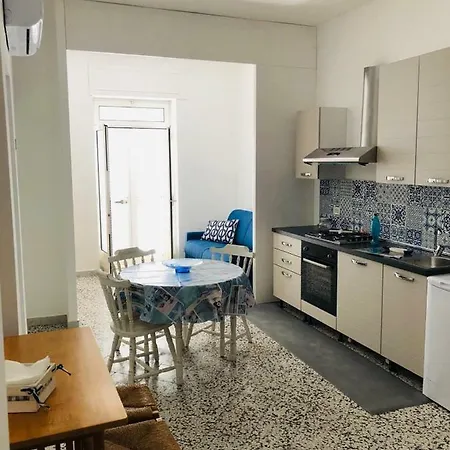 Residenza Marittima Apartment *